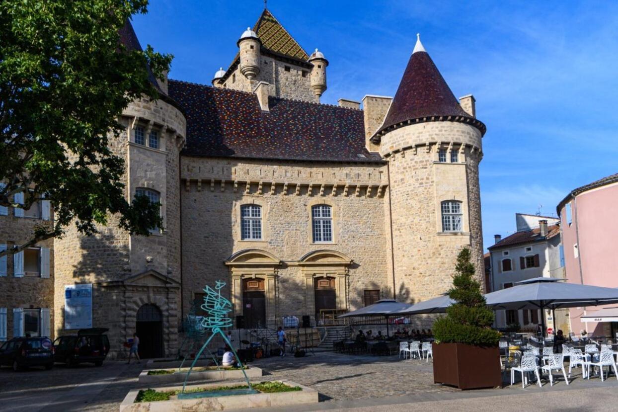 2 Chambres Evasion Ardechoise Villeneuve-de-Berg Exterior foto